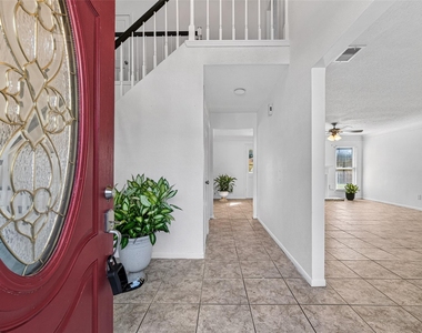 2328 Colleen Drive - Photo Thumbnail 4