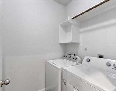 17538 Greystanes Road - Photo Thumbnail 13