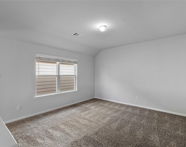 17538 Greystanes Road - Photo Thumbnail 16