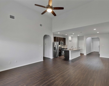17538 Greystanes Road - Photo Thumbnail 5