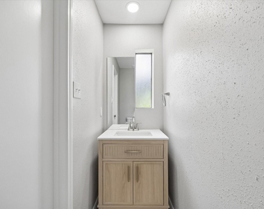 9007 Imogene Street - Photo Thumbnail 6