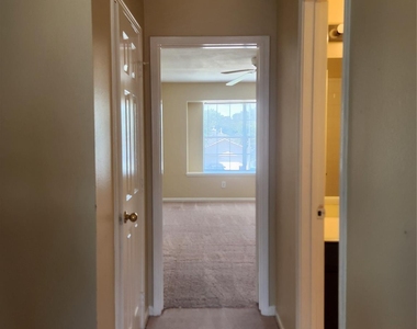 7631 Goudin Drive - Photo Thumbnail 7