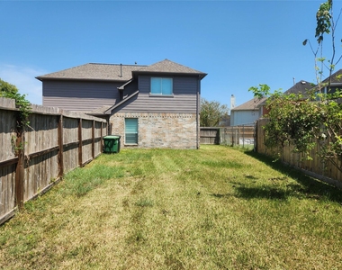 7631 Goudin Drive - Photo Thumbnail 20