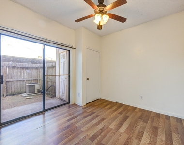 3741 Thistlemont Drive - Photo Thumbnail 12