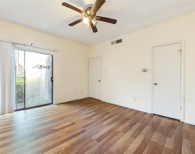 3741 Thistlemont Drive - Photo Thumbnail 18