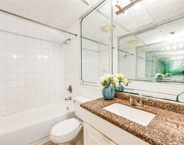3741 Thistlemont Drive - Photo Thumbnail 14