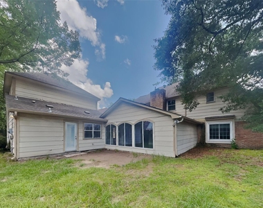16915 Misty Creek Drive - Photo Thumbnail 27