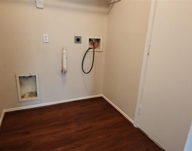 315 Sunset Colony Drive - Photo Thumbnail 19