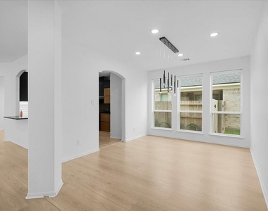 3307 Single Ridge Way Way - Photo Thumbnail 1
