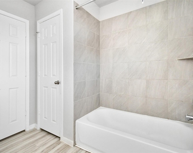 454 Aurora Creek Lane - Photo Thumbnail 23