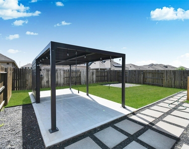 454 Aurora Creek Lane - Photo Thumbnail 31