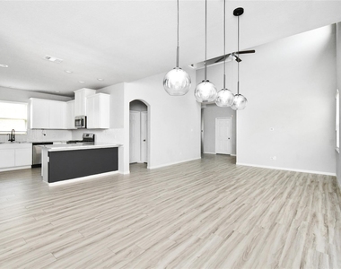 454 Aurora Creek Lane - Photo Thumbnail 11