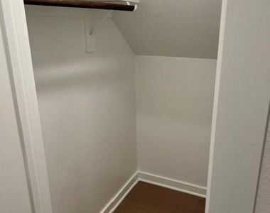 32523 Midsummer Drive - Photo Thumbnail 12