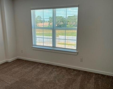 32523 Midsummer Drive - Photo Thumbnail 30