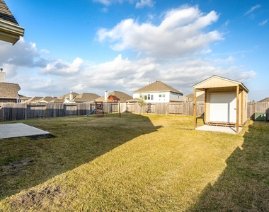 135 San Bernard Drive Drive - Photo Thumbnail 33