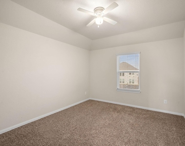135 San Bernard Drive Drive - Photo Thumbnail 28