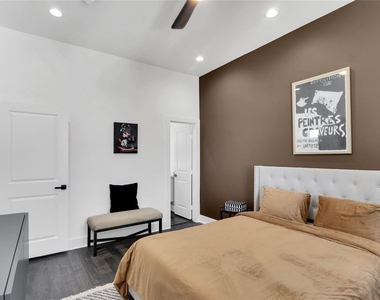 5907 Winsome Lane Lane - Photo Thumbnail 4
