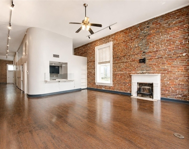 213 Tremont Street - Photo Thumbnail 3