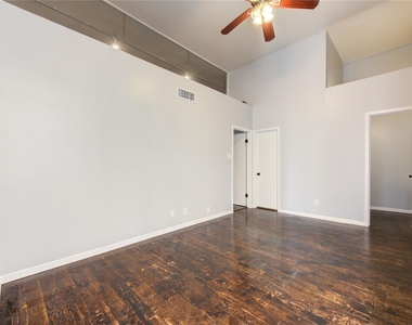 213 Tremont Street - Photo Thumbnail 14