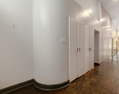 213 Tremont Street - Photo Thumbnail 10