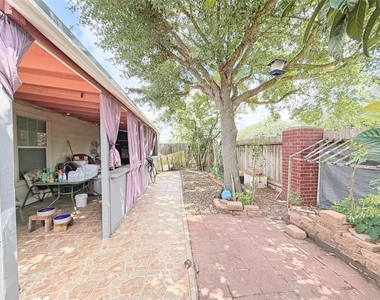 10111 San Ignacio - Photo Thumbnail 17