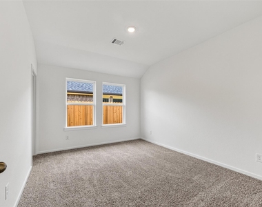 3529 Longhorn Valley Street - Photo Thumbnail 37