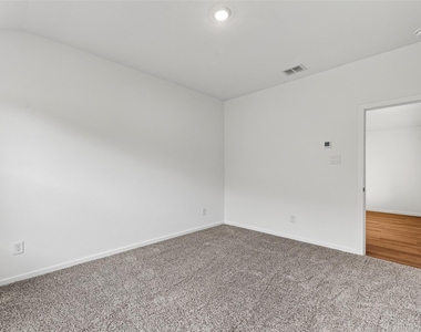 3529 Longhorn Valley Street - Photo Thumbnail 24