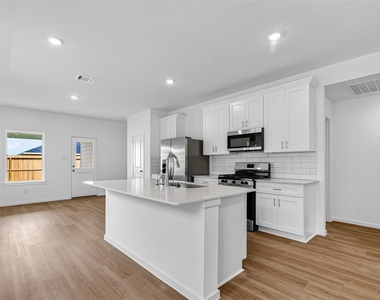 3529 Longhorn Valley Street - Photo Thumbnail 14