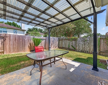 6807 Lauderwick Court - Photo Thumbnail 42