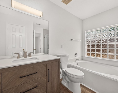 6807 Lauderwick Court - Photo Thumbnail 35