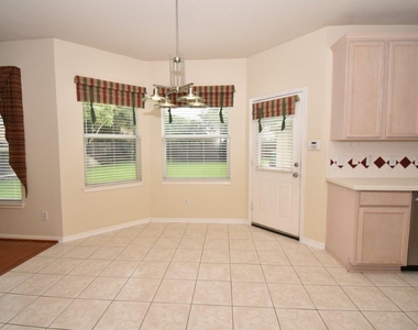 3810 Buckley Lane - Photo Thumbnail 4