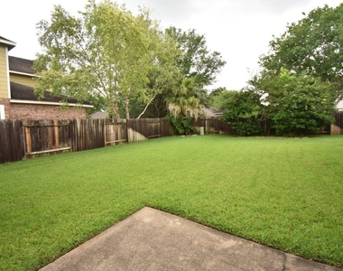 3810 Buckley Lane - Photo Thumbnail 14