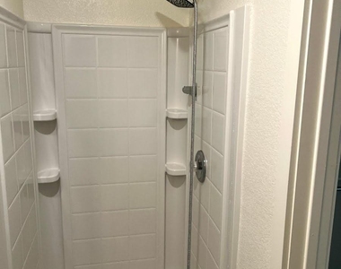 21155 Gosling Road - Photo Thumbnail 15