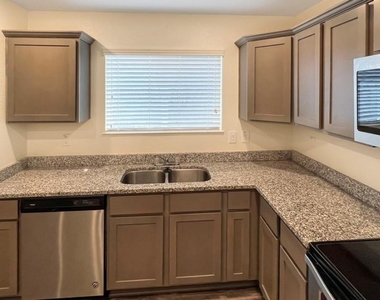21155 Gosling Road - Photo Thumbnail 6