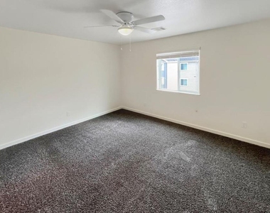21155 Gosling Road - Photo Thumbnail 19