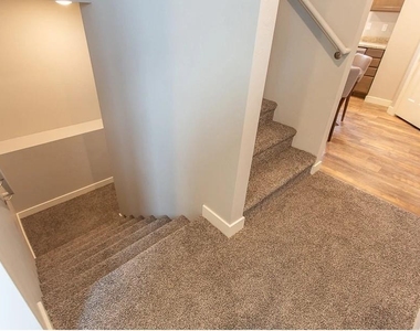 21155 Gosling Road - Photo Thumbnail 11