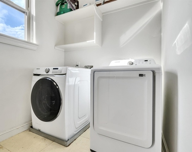 2309 Hadley Street - Photo Thumbnail 14