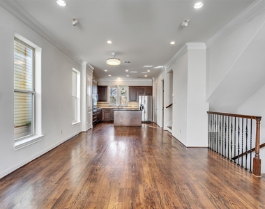 2309 Hadley Street - Photo Thumbnail 6