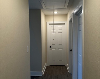 8522 Viterbo Road - Photo Thumbnail 12