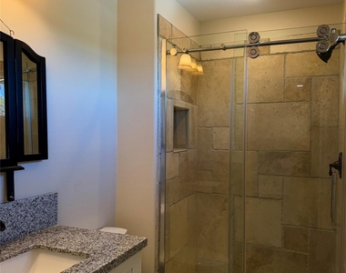 8522 Viterbo Road - Photo Thumbnail 23