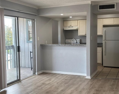 260 El Dorado Boulevard - Photo Thumbnail 5