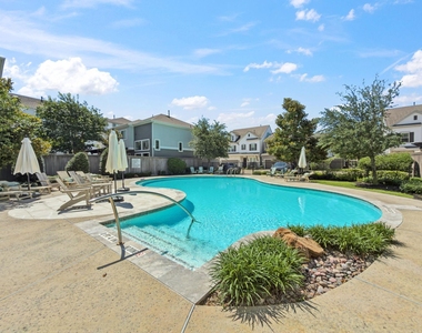 1423 Biondo Way - Photo Thumbnail 47