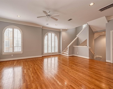 6413 Westcott Street - Photo Thumbnail 1
