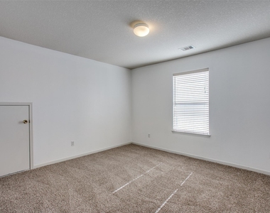 9907 Valance Way - Photo Thumbnail 20