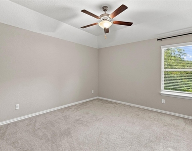 309 Lochvale Peak Court - Photo Thumbnail 20