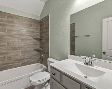 309 Lochvale Peak Court - Photo Thumbnail 23