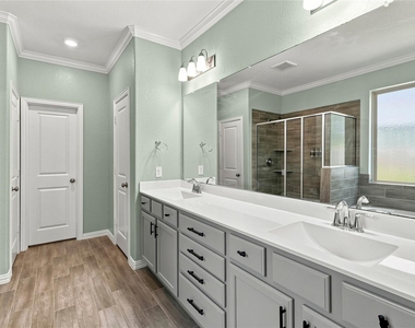 309 Lochvale Peak Court - Photo Thumbnail 13