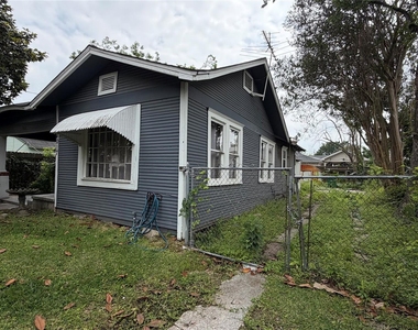 4017 Baden Street - Photo Thumbnail 2