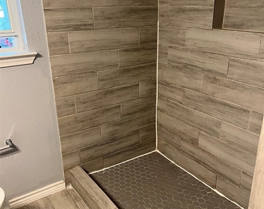 5702 Westover Street - Photo Thumbnail 10