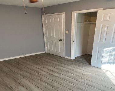 5702 Westover Street - Photo Thumbnail 2